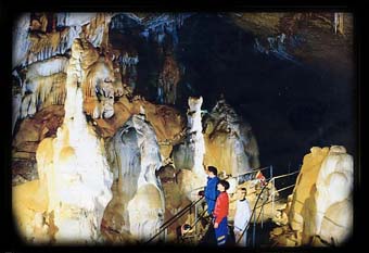 Мраморная пещера Крым