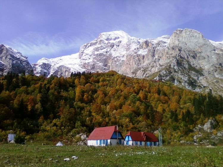 красивое место в горах Адыгеи, маршрут 30