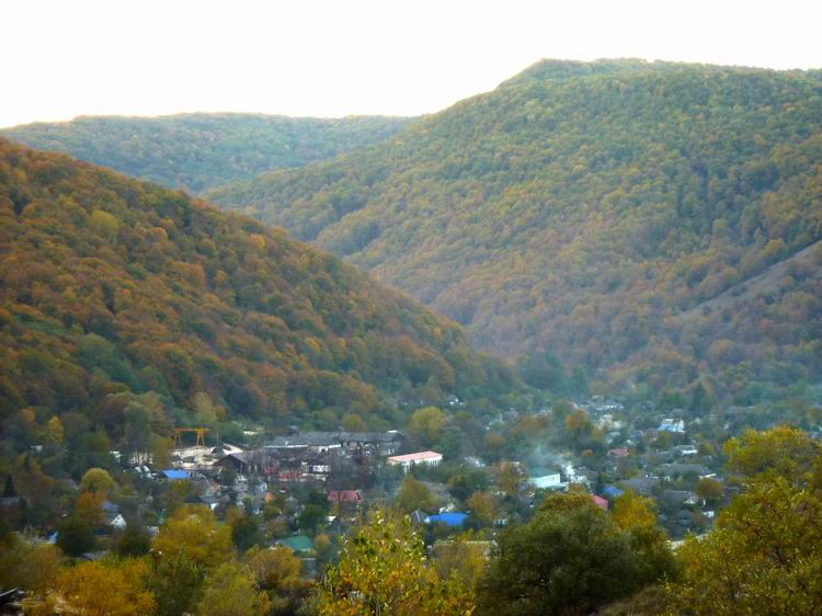 Каменномостский, Хаджох осенью, осенний пейзаж