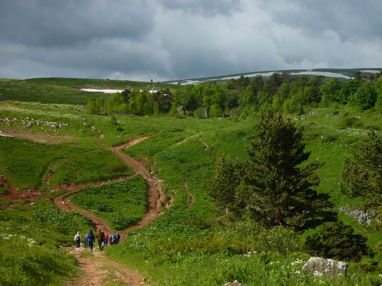 Отпуск на природе через горы Лагонаки к морю по маршруту 30