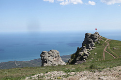Южная Демержи, однодневные походы и туры в горах