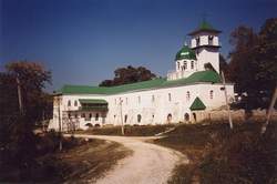 Свято-Михайловский монастырь