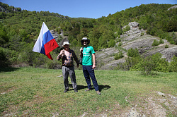 Туры в Крыму:

  
    
      В край Крымских гор - недельный тур с проживанием в гостинице у самой красивой горы Крыма - Южной Демерджи. Треккинги, авто-пешеходные экскурсии с осмотром красивейших мест горного Крыма, Долины приведений, каменного хаоса, водопадов, с посещением пещеры МАН и оборудованной Красной пещеры   Подробнее 
    
      Крымский горный калейдоскоп - тур с проживанием в гостинице у самой красивой горы Крыма - Южной Демерджи. Треккинги, авто-пешеходные экскурсии, веревочный курс, треккинг, конная прогулка к морю, джиппинг с осмотром красивейших мест горного Крыма, Долины приведений, водопадов, с посещением пещер МАН и Красная  Подробнее